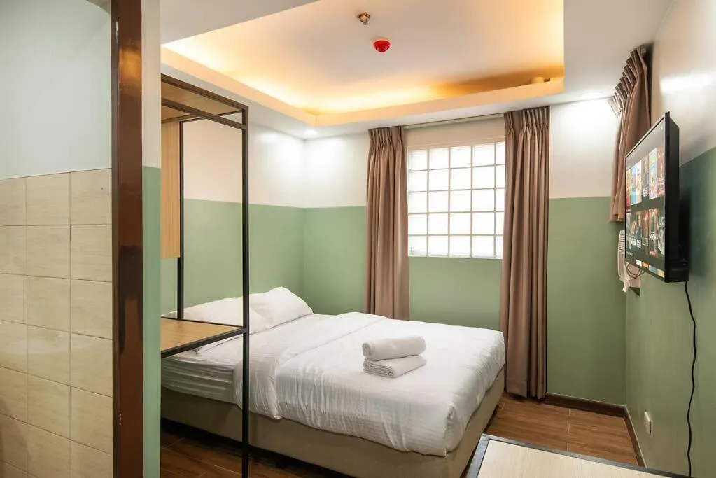 St. Marvin Studio Makati M209 Manila